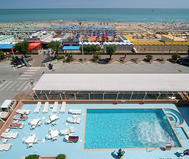 Hotel Arizona Riccione Exteriör bild