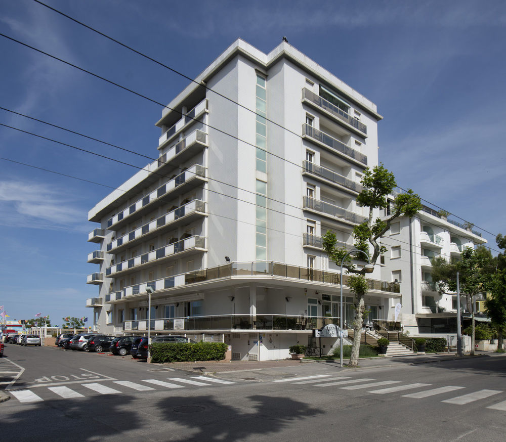 Hotel Arizona Riccione Exteriör bild